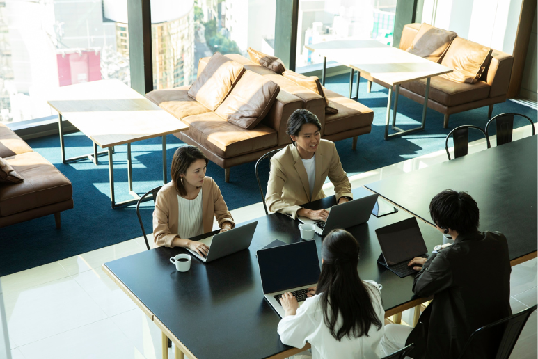 Coffee Shops vs. Coworking Spaces: Where Real Productivity Actually Happens